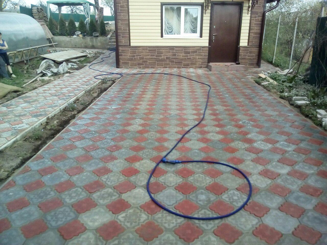 Укладка тротуарной плитки